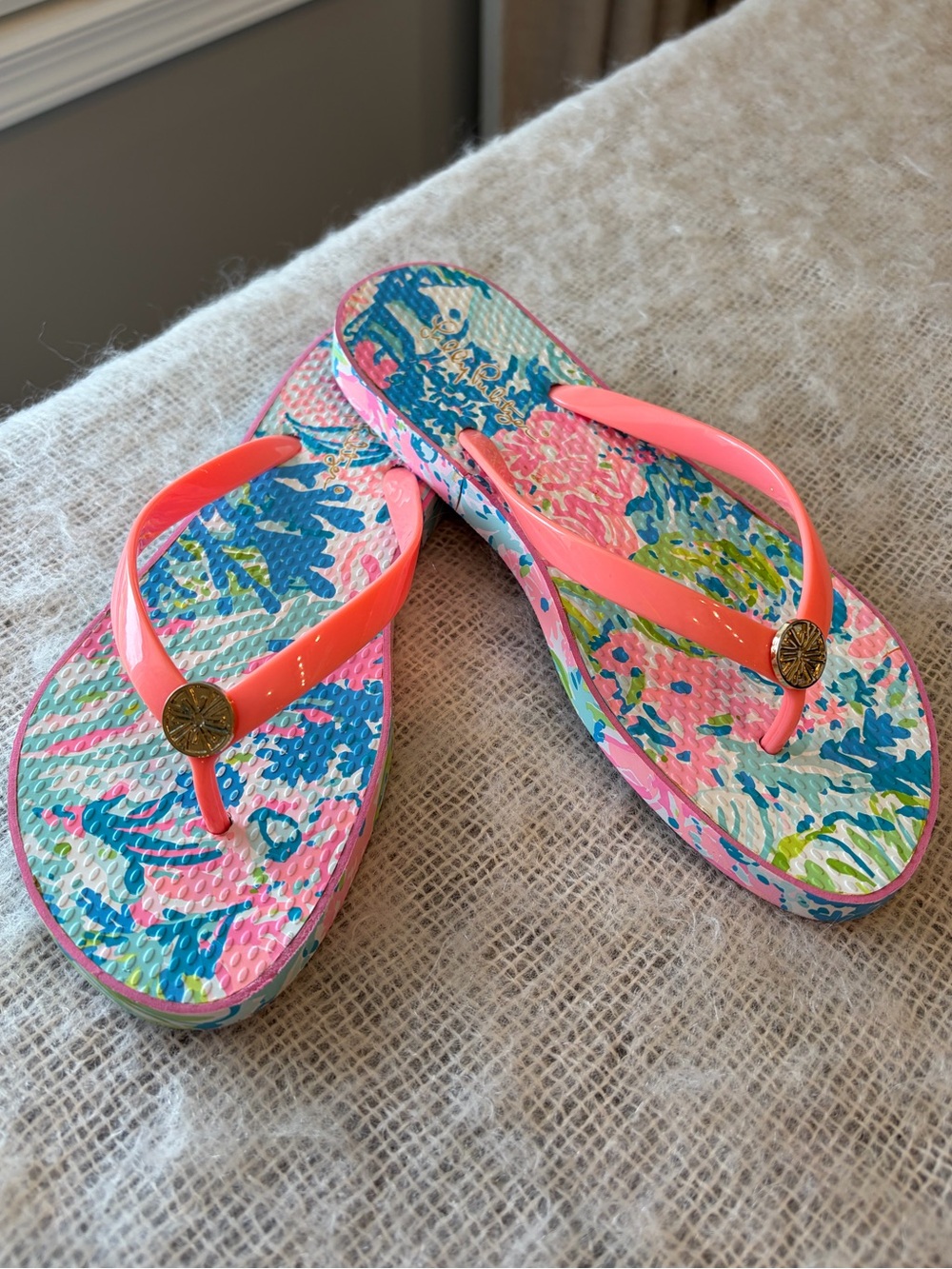 Lilly Pulitzer Flip Flops - Picture 9 of 10